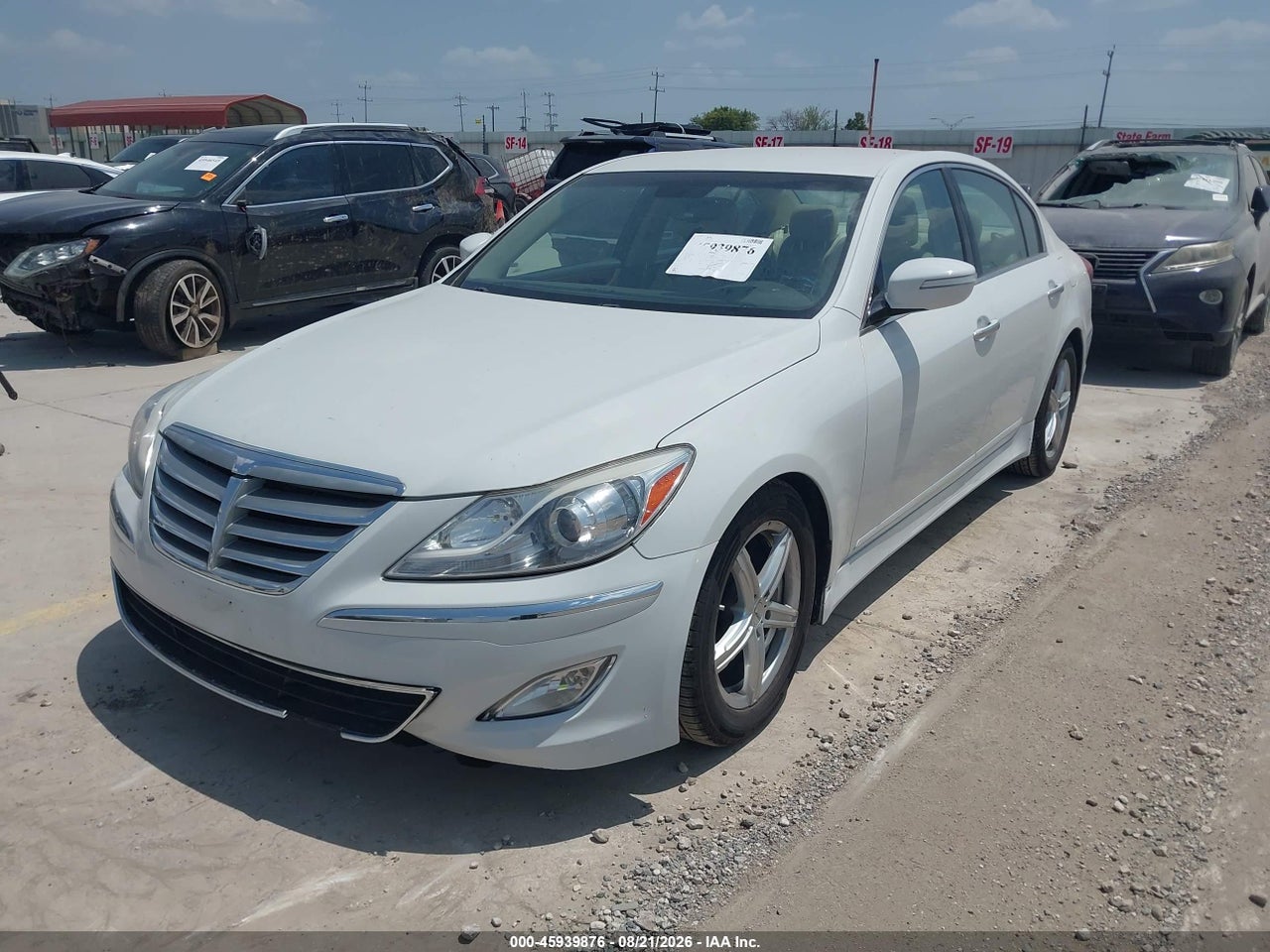 2013 HYUNDAI GENESIS 3.8 · 2/12