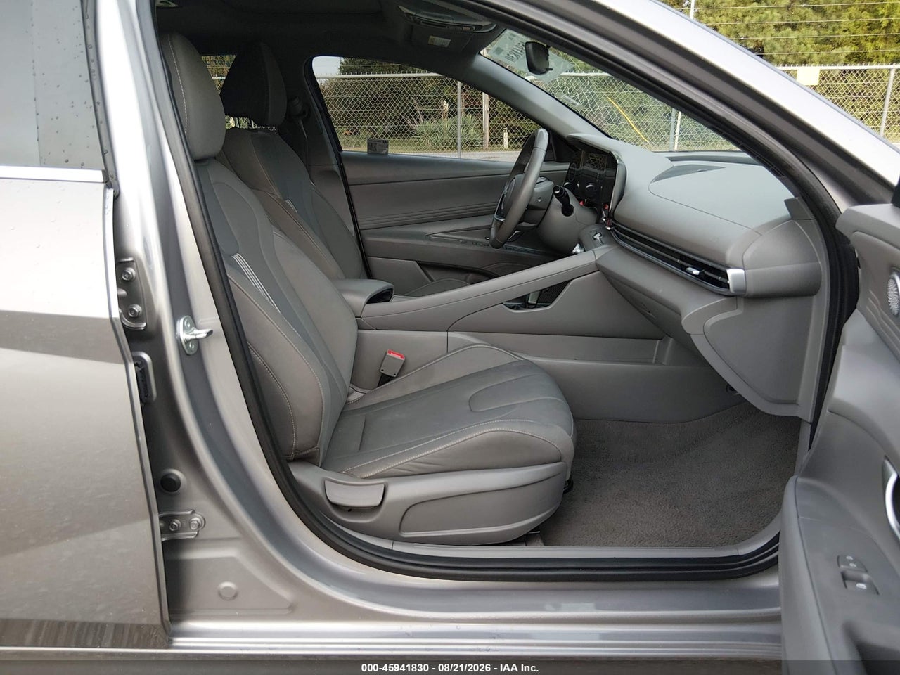 2025 HYUNDAI ELANTRA SEL CONVENIENCE · 5/12