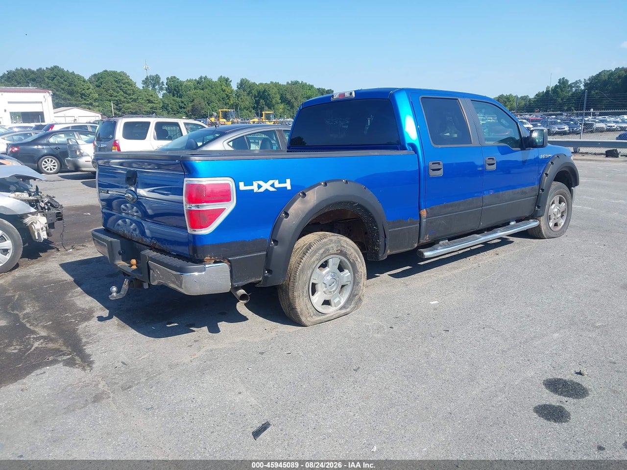 2010 FORD F-150 XLT · 4/11