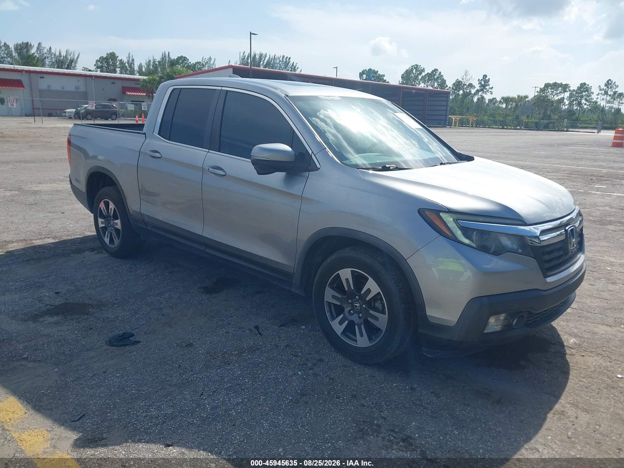 5FPYK3F67KB****** · 2019 HONDA RIDGELINE RTL-T