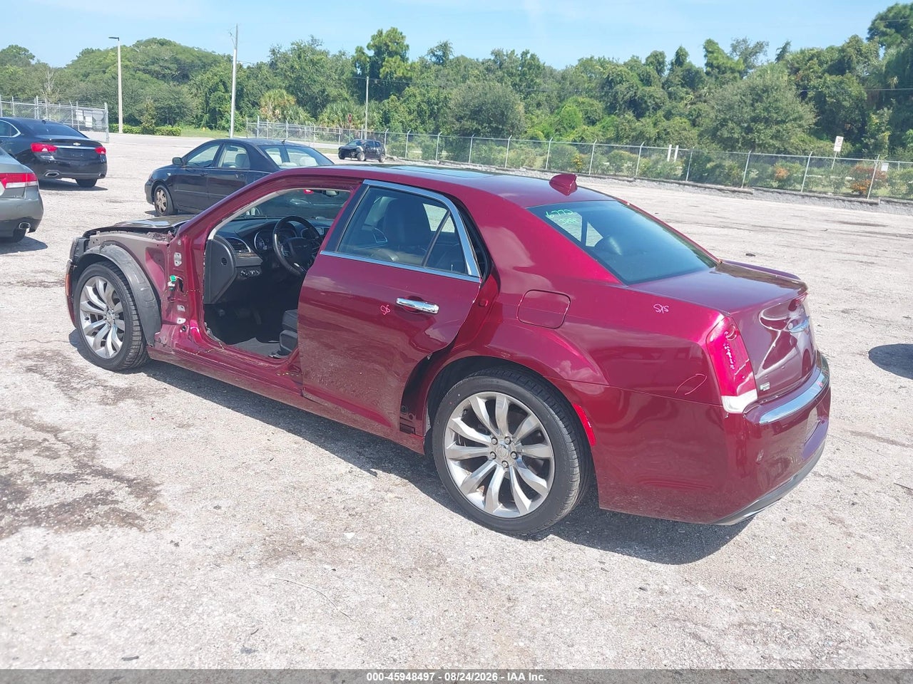 2019 CHRYSLER 300 LIMITED · 3/12