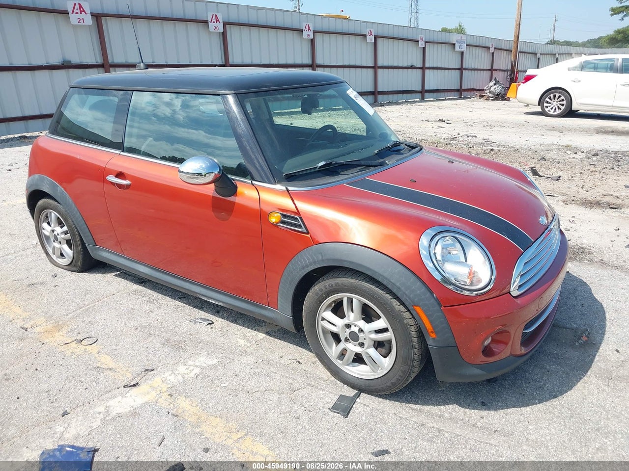 WMWSU3C58BT****** · 2011 MINI COOPER