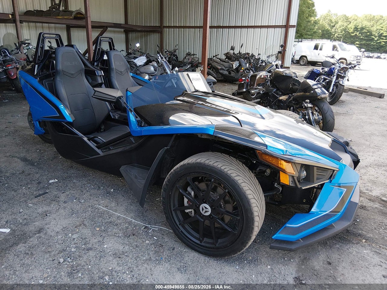 57XAARFA2J8****** · 2018 POLARIS SLINGSHOT SLR