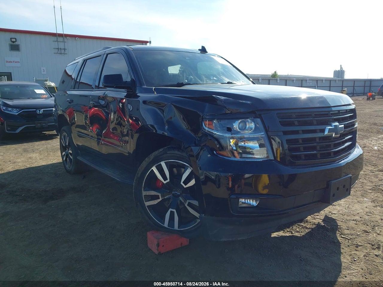 1GNSKCKJ5LR****** · 2020 CHEVROLET TAHOE 4WD PREMIER