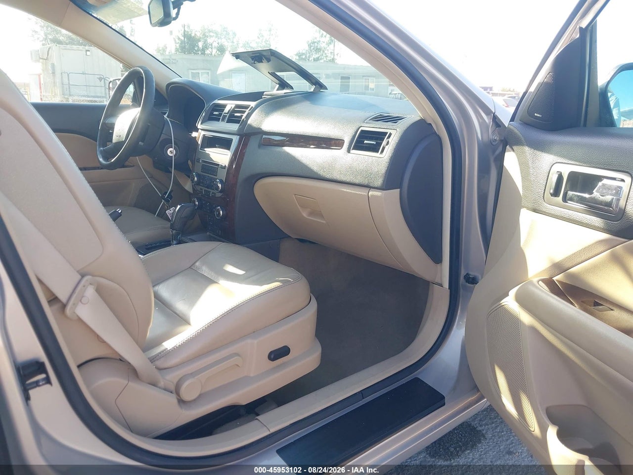 2010 FORD FUSION SEL · 5/11