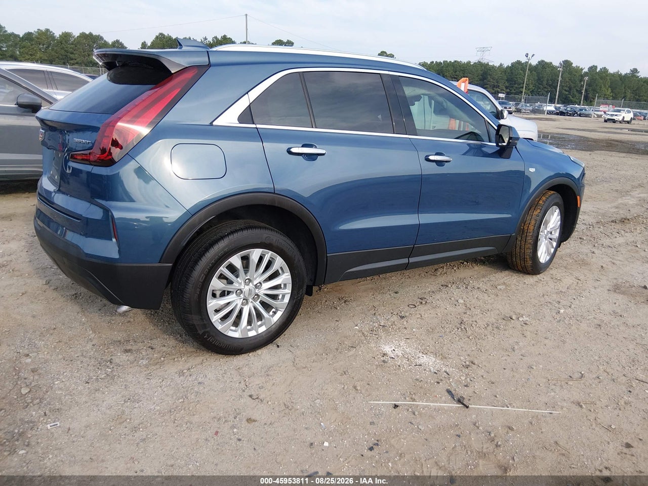 2024 CADILLAC XT4 FWD LUXURY · 4/12