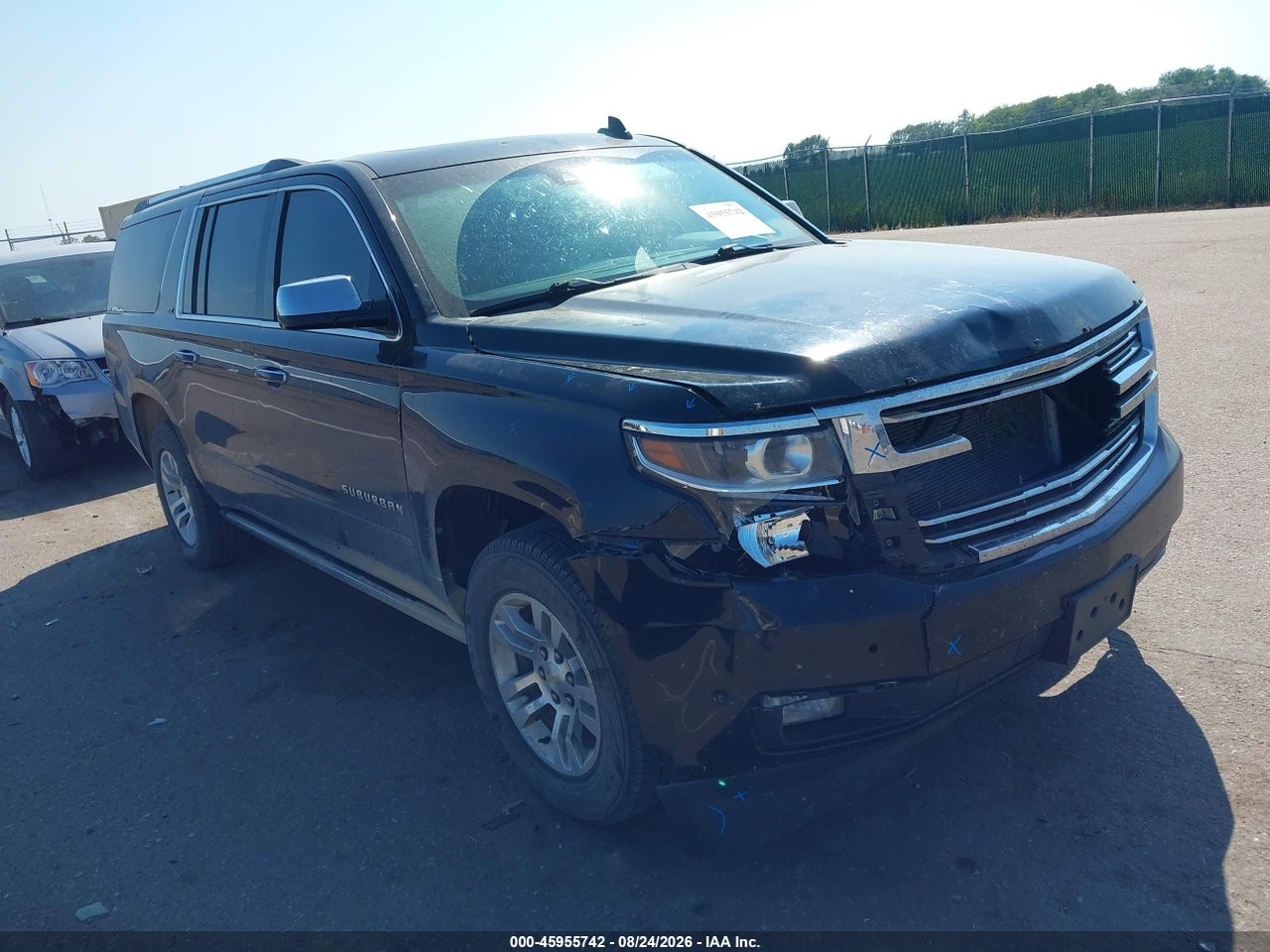 1GNSKJKC8GR****** · 2016 CHEVROLET SUBURBAN LTZ