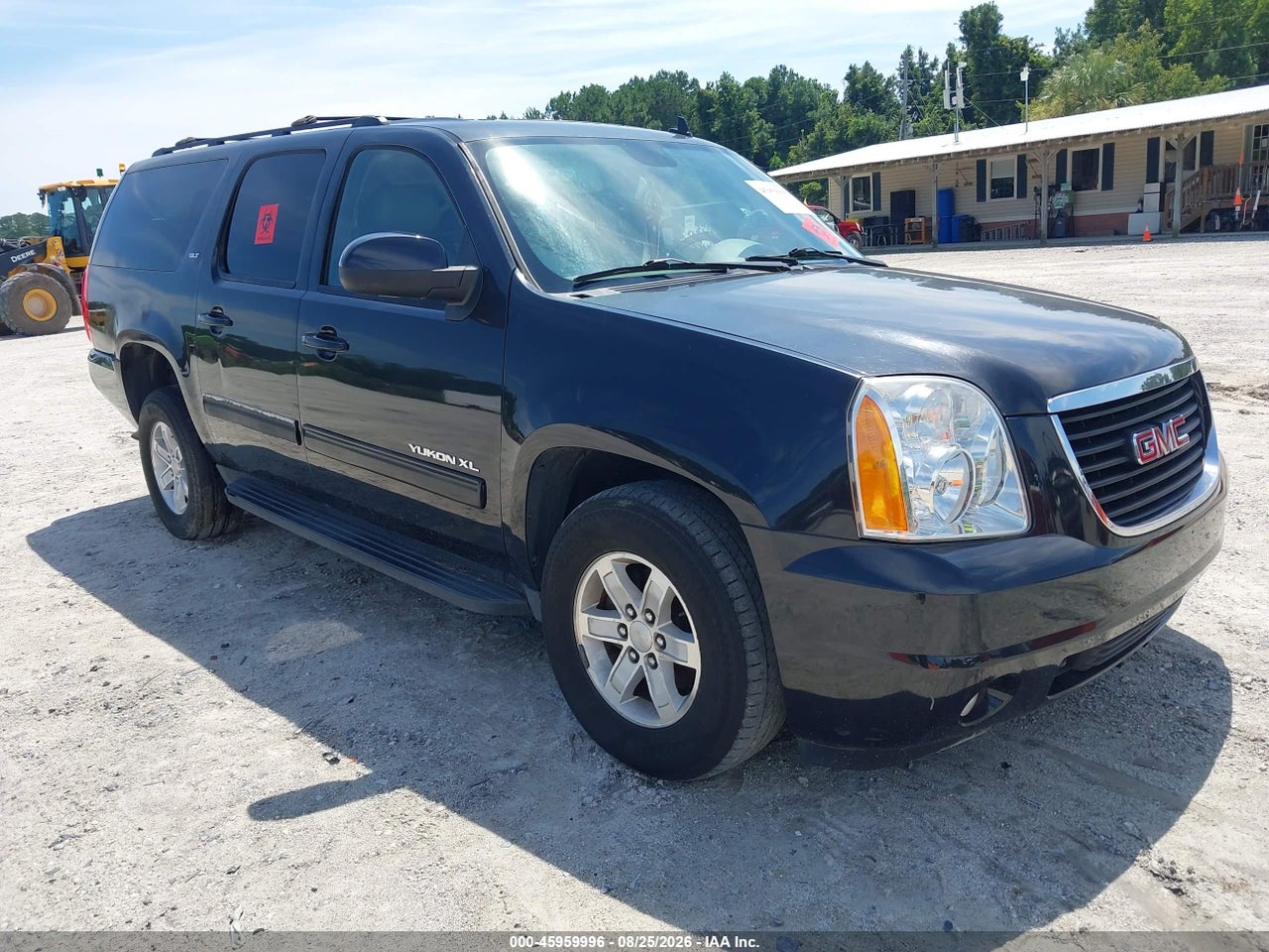 1GKS2KE33BR****** · 2011 GMC YUKON XL 1500 SLT