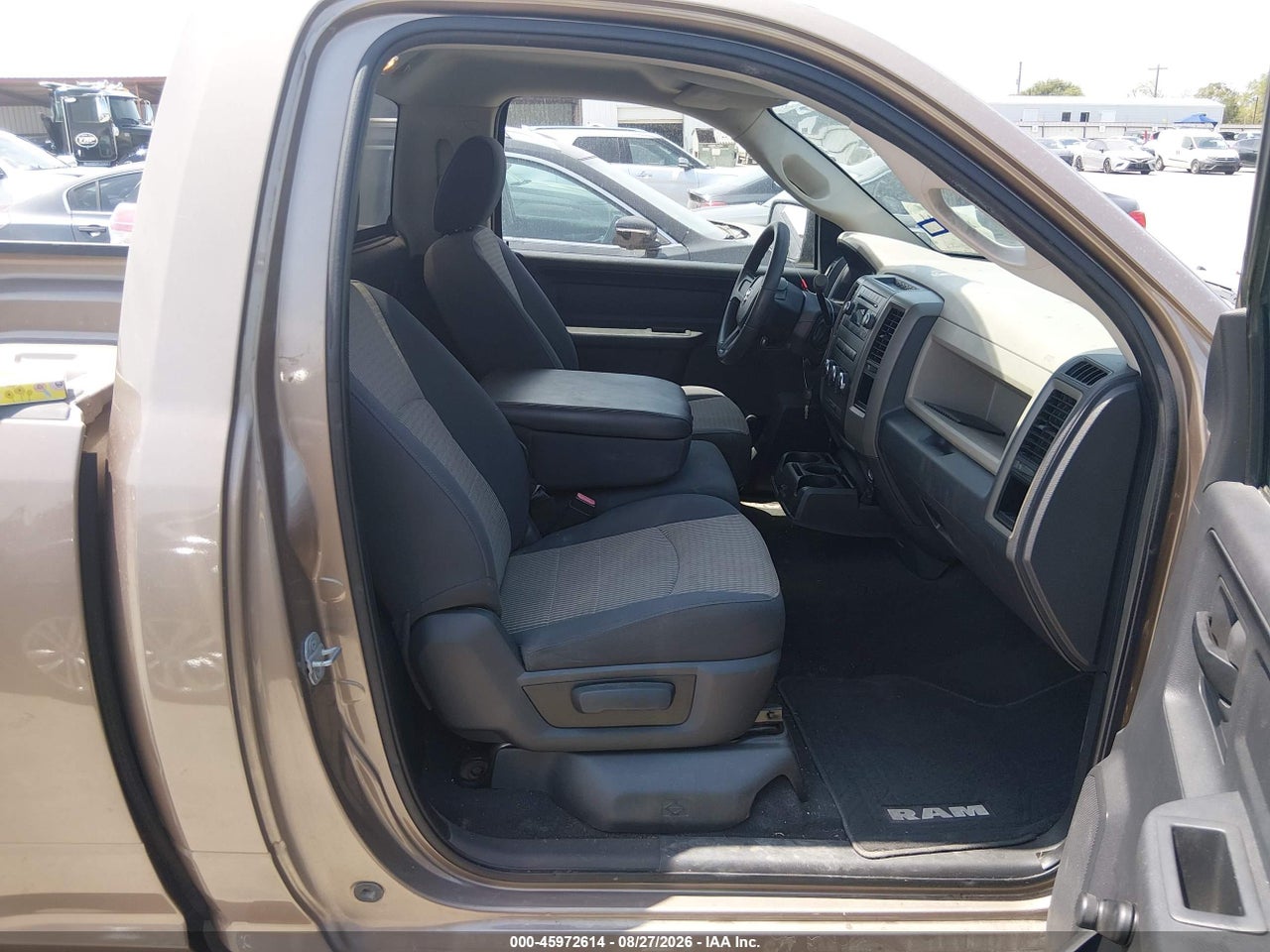 2010 DODGE RAM 1500 ST · 5/12