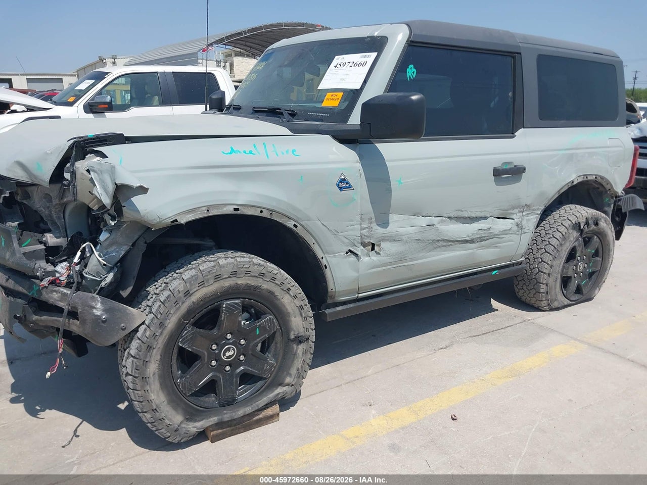 2021 FORD BRONCO BLACK DIAMOND · 6/12