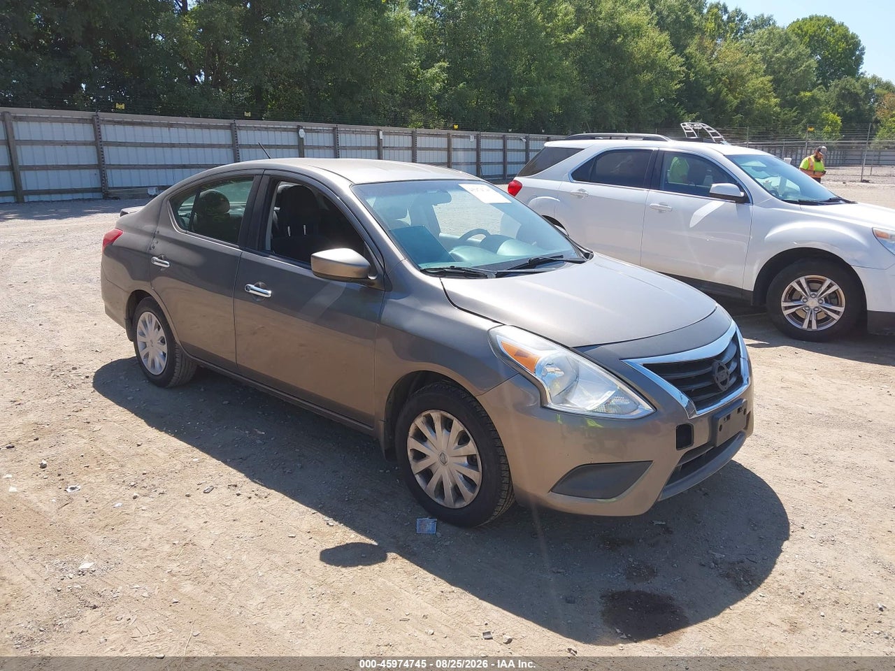 3N1CN7AP1HL****** · 2017 NISSAN VERSA 1.6 SV