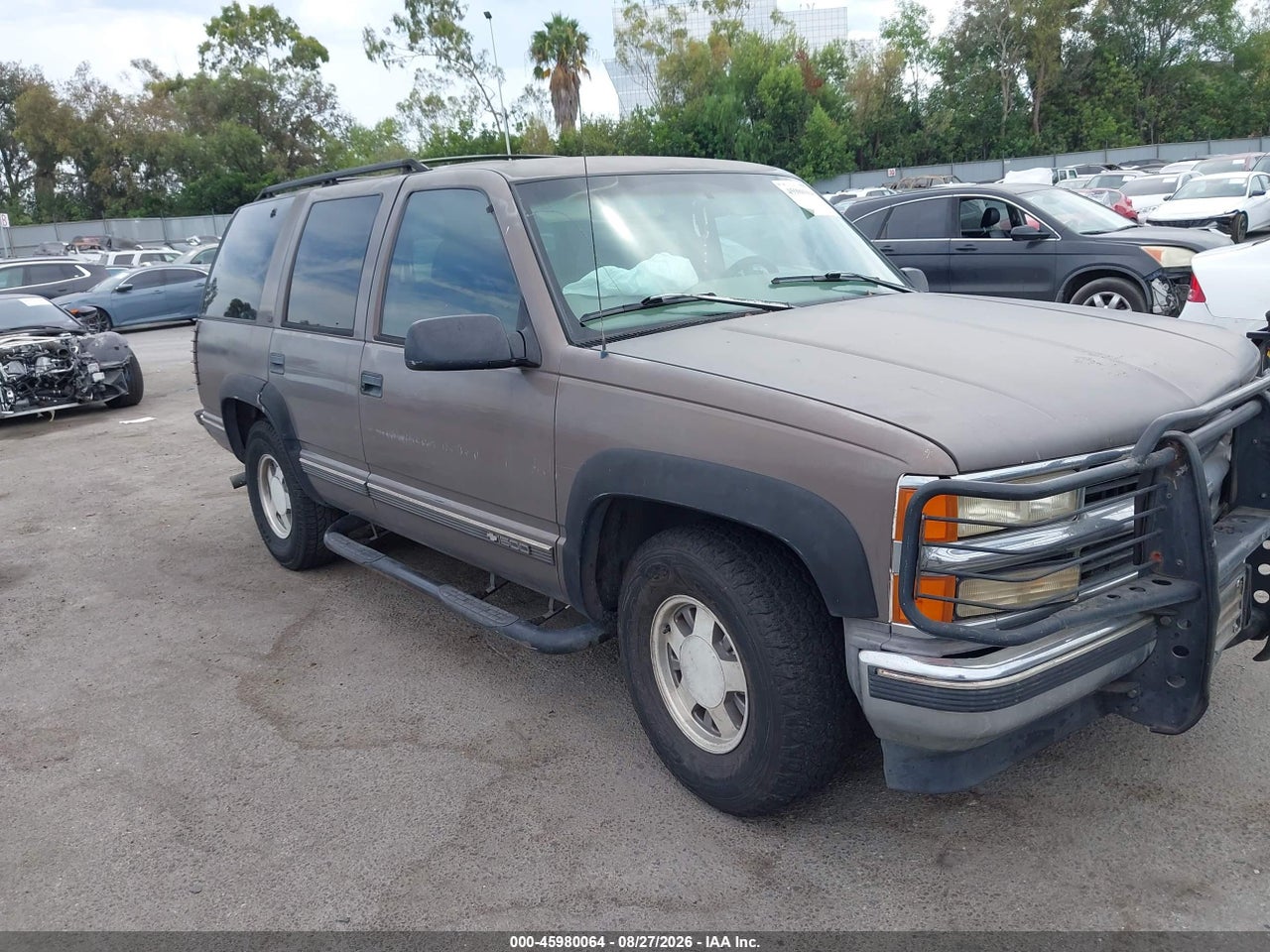1GNEC13R1VJ****** · 1997 CHEVROLET TAHOE LS