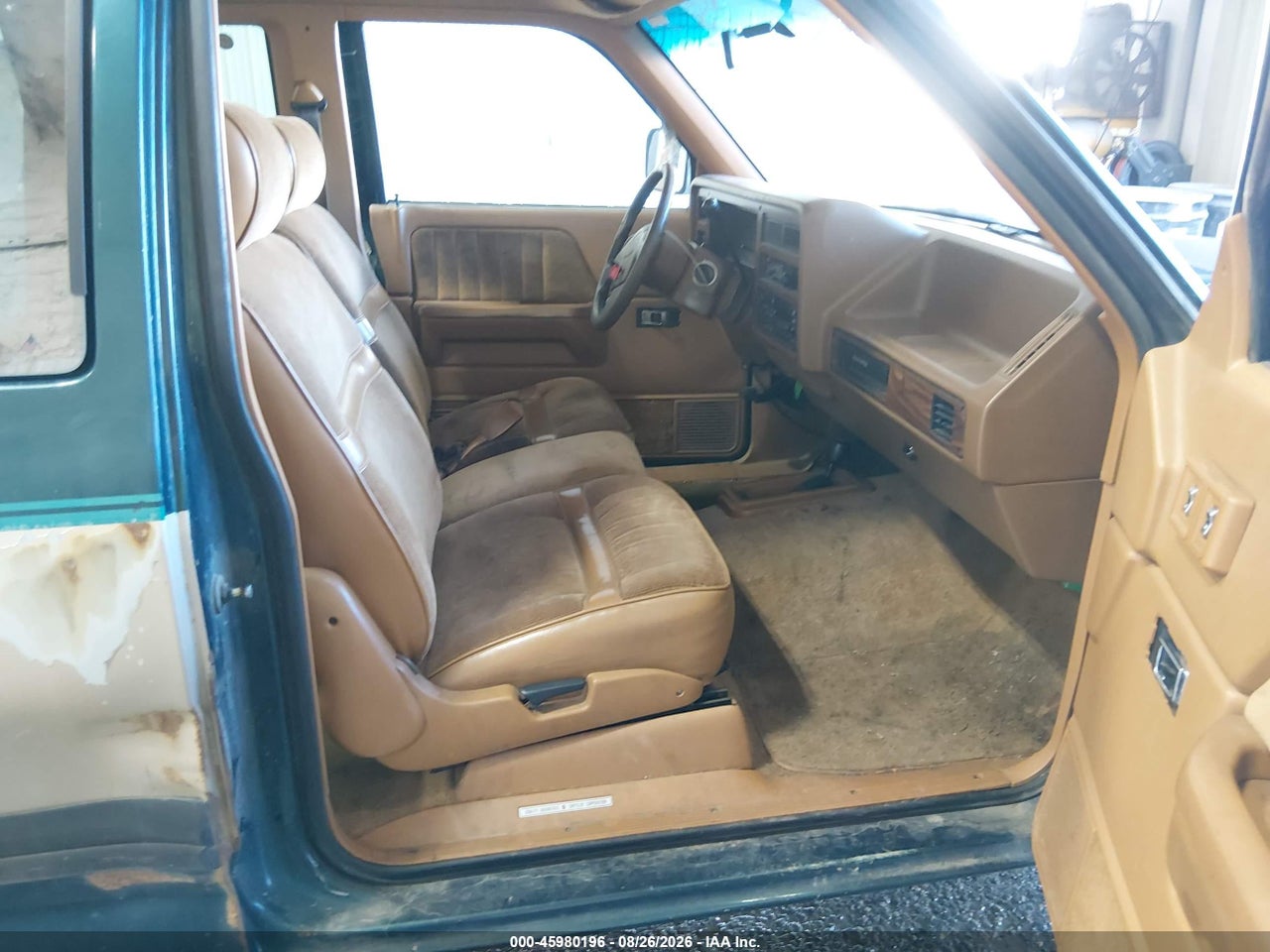 1993 DODGE DAKOTA · 5/12