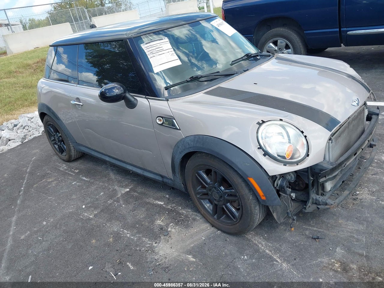 2012 MINI COOPER  