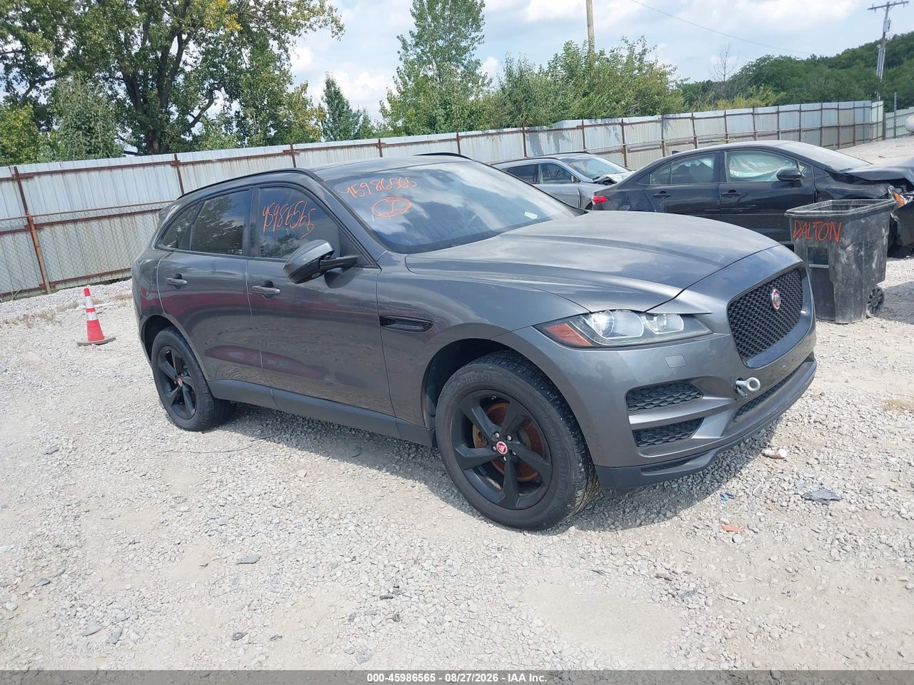 SADCJ2BV6HA****** · 2017 JAGUAR F-PACE 35T PREMIUM