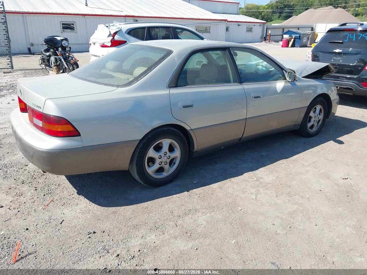 1999 LEXUS ES 300 · 4/12