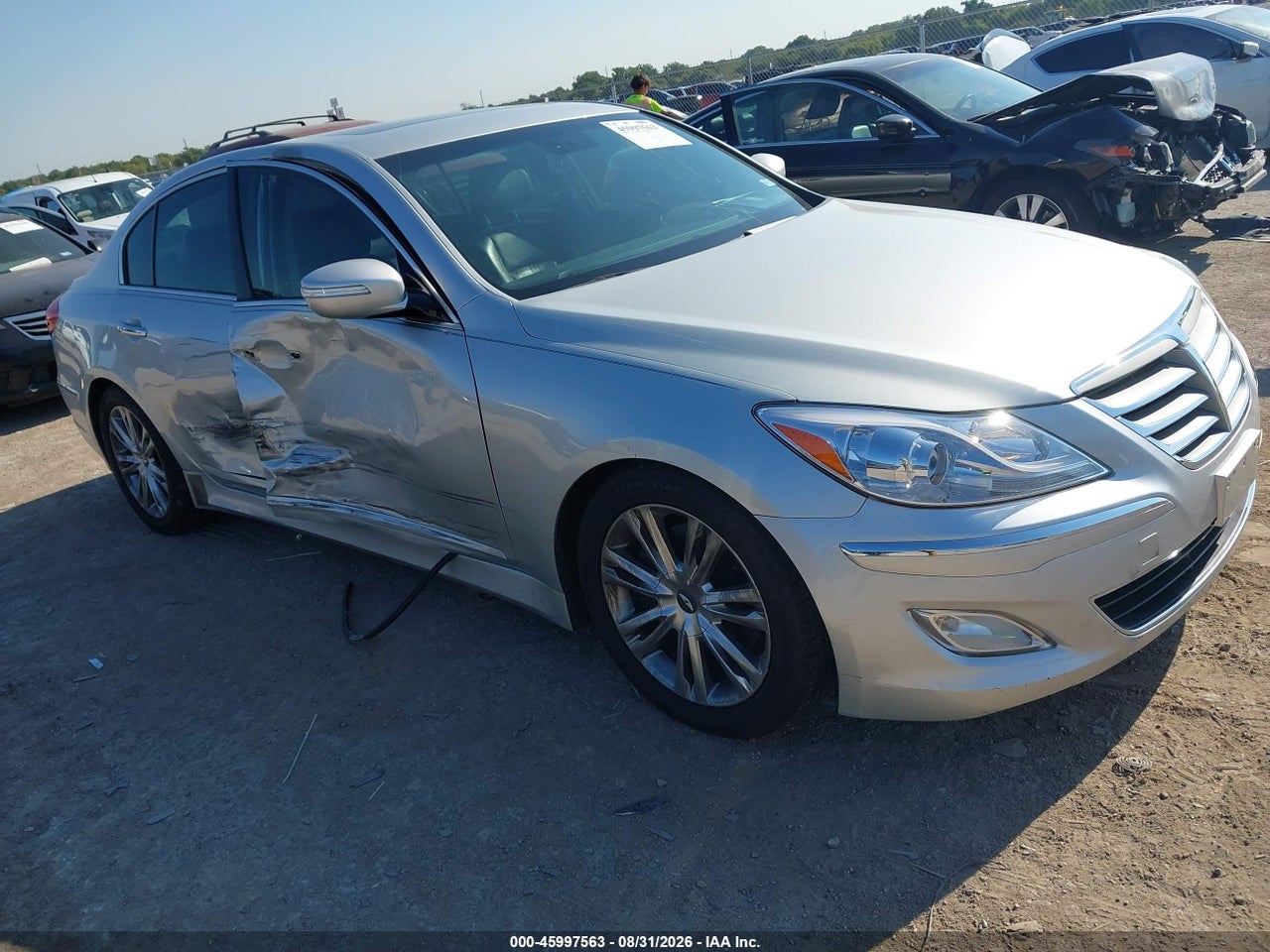 2013 HYUNDAI GENESIS 3.8