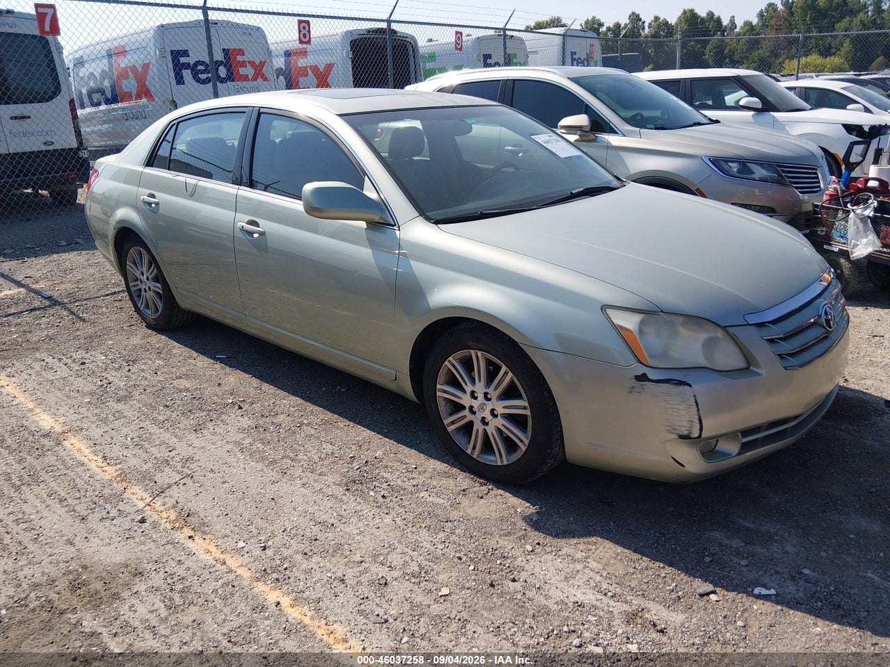 2005 Toyota Avalon