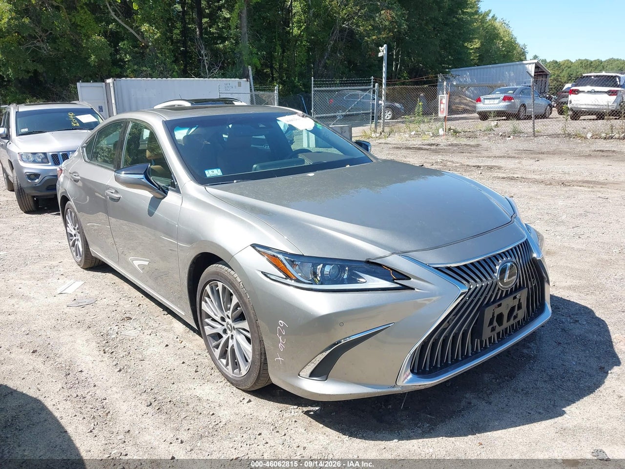 2021 Lexus ES