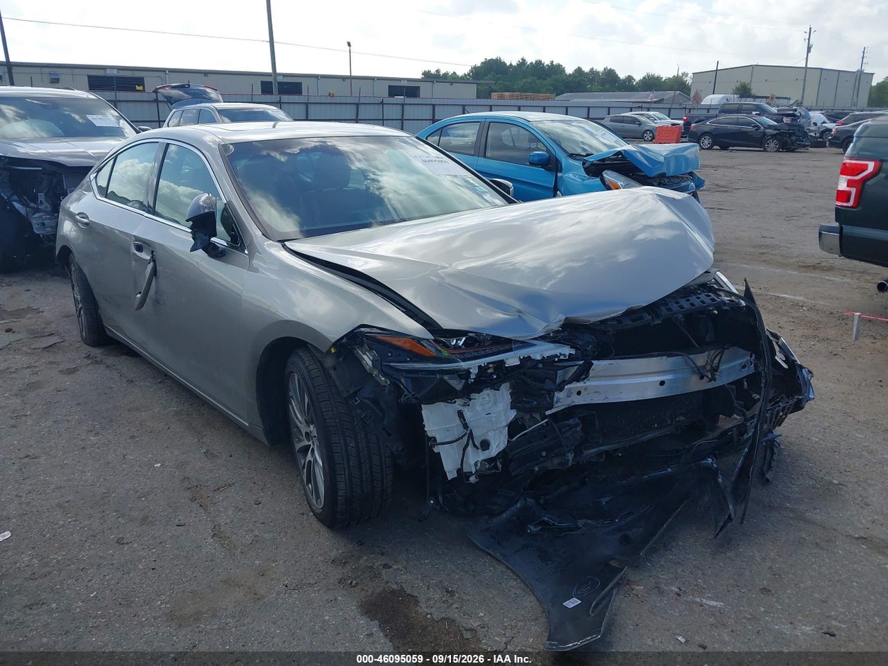 2020 Lexus ES