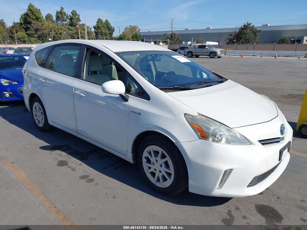 2014 Toyota Prius v (+)