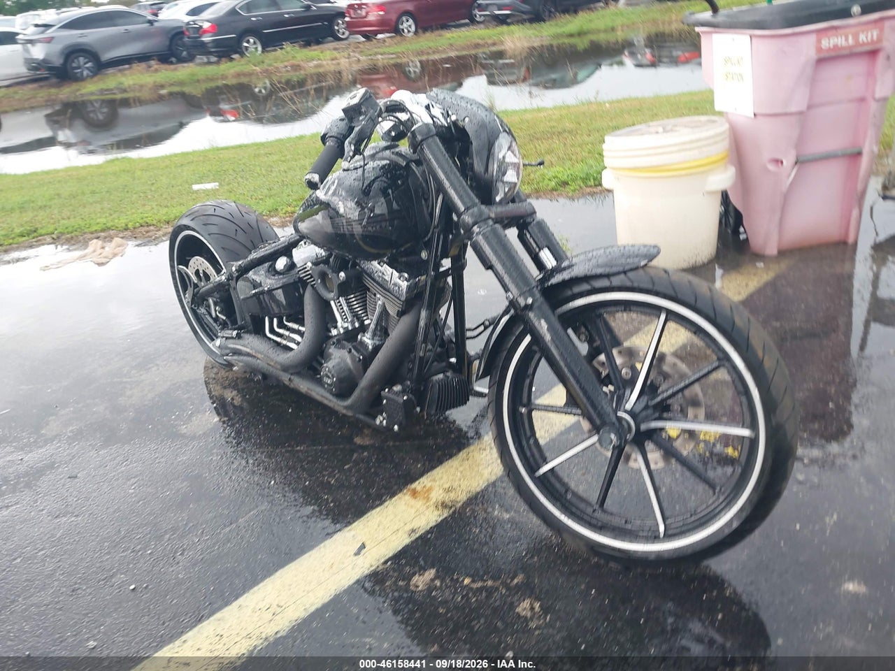 2013 Harley-Davidson breakout
