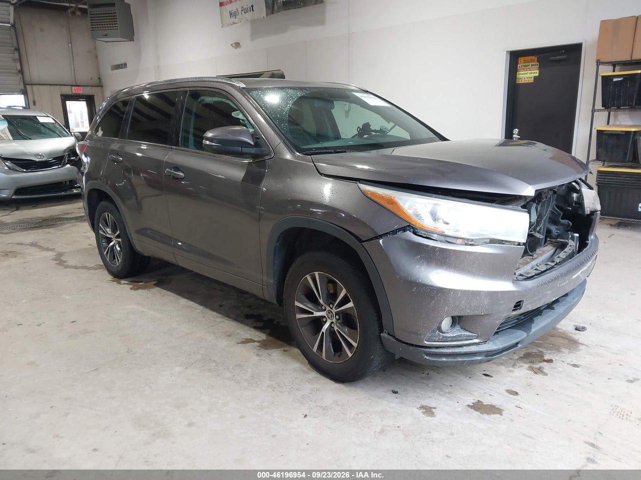 2016 Toyota Highlander