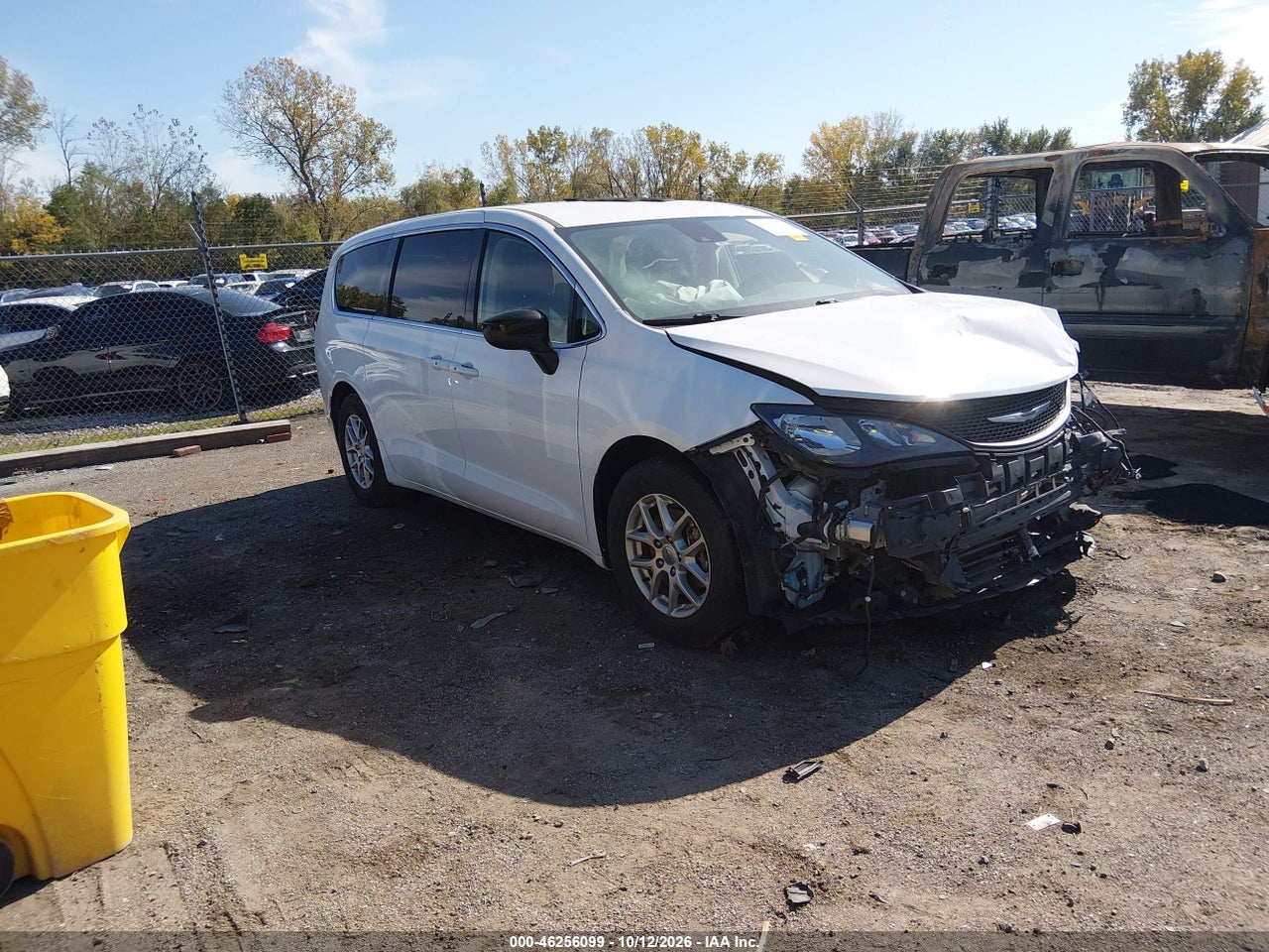 2024 Chrysler Voyager