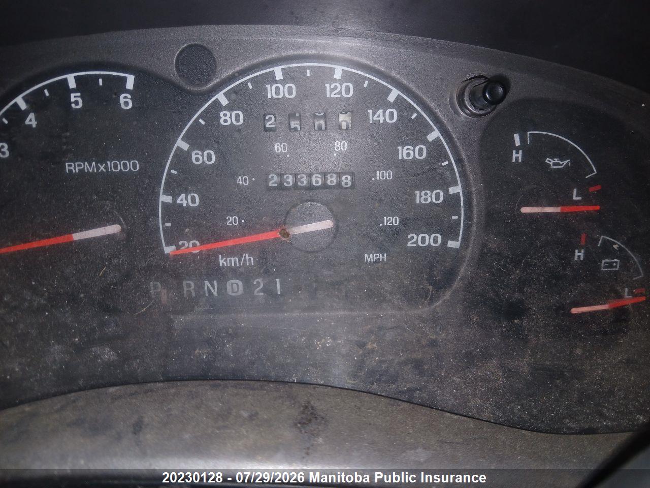 4F4YR16U71TM03523 · 2001 MAZDA B3000 CAB PLUS · 5/12