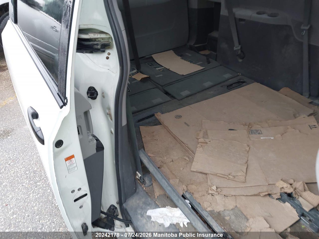 2016 TOYOTA SIENNA SE V6  thumbnail 9