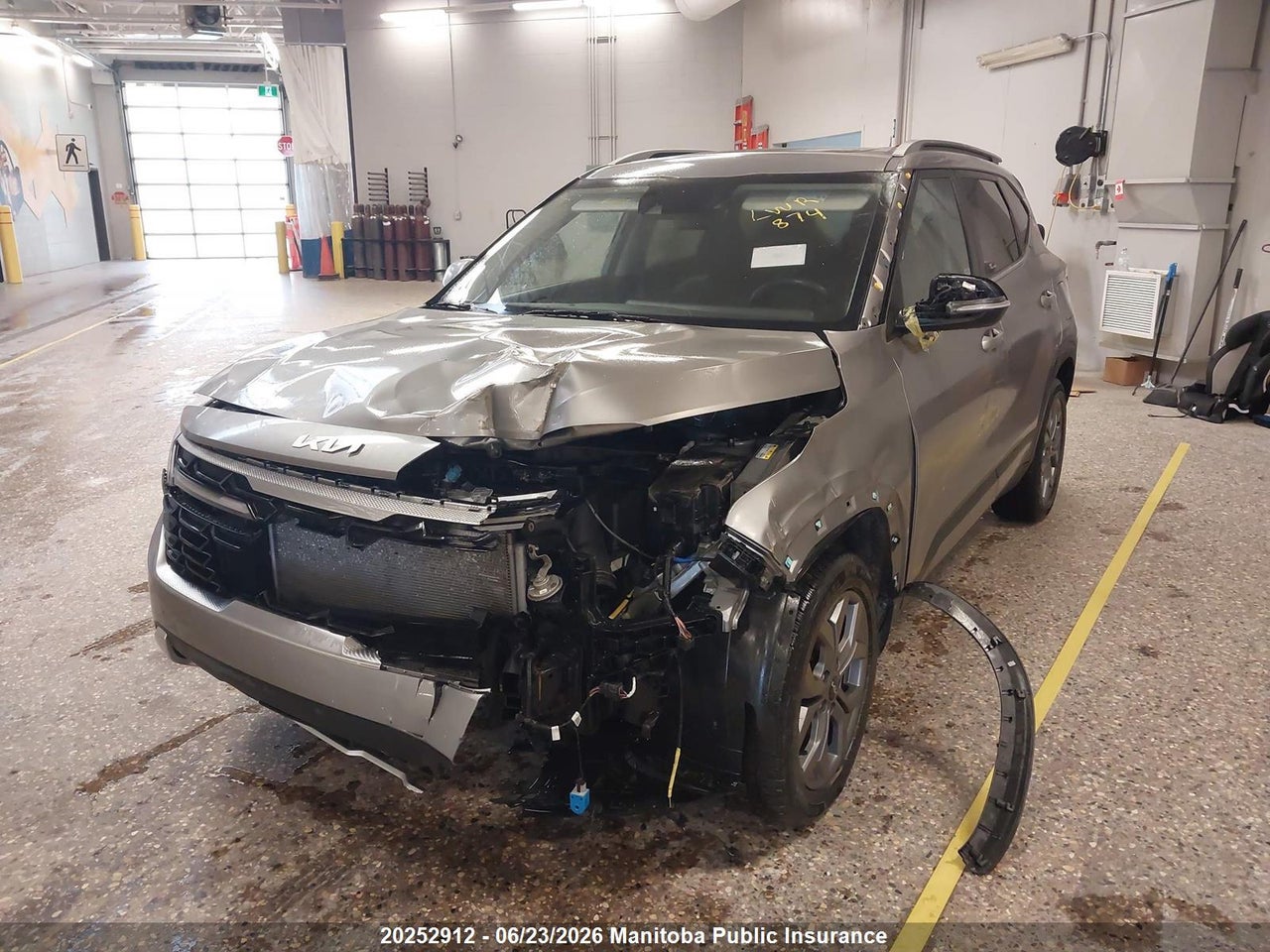 KNDEUCAA5R7650546 · 2024 KIA SELTOS EX · 2/12