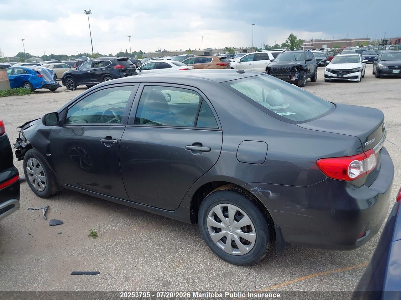 2013 TOYOTA COROLLA CE thumbnail 4