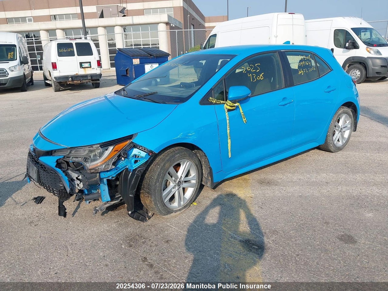 2020 TOYOTA COROLLA SE thumbnail 3