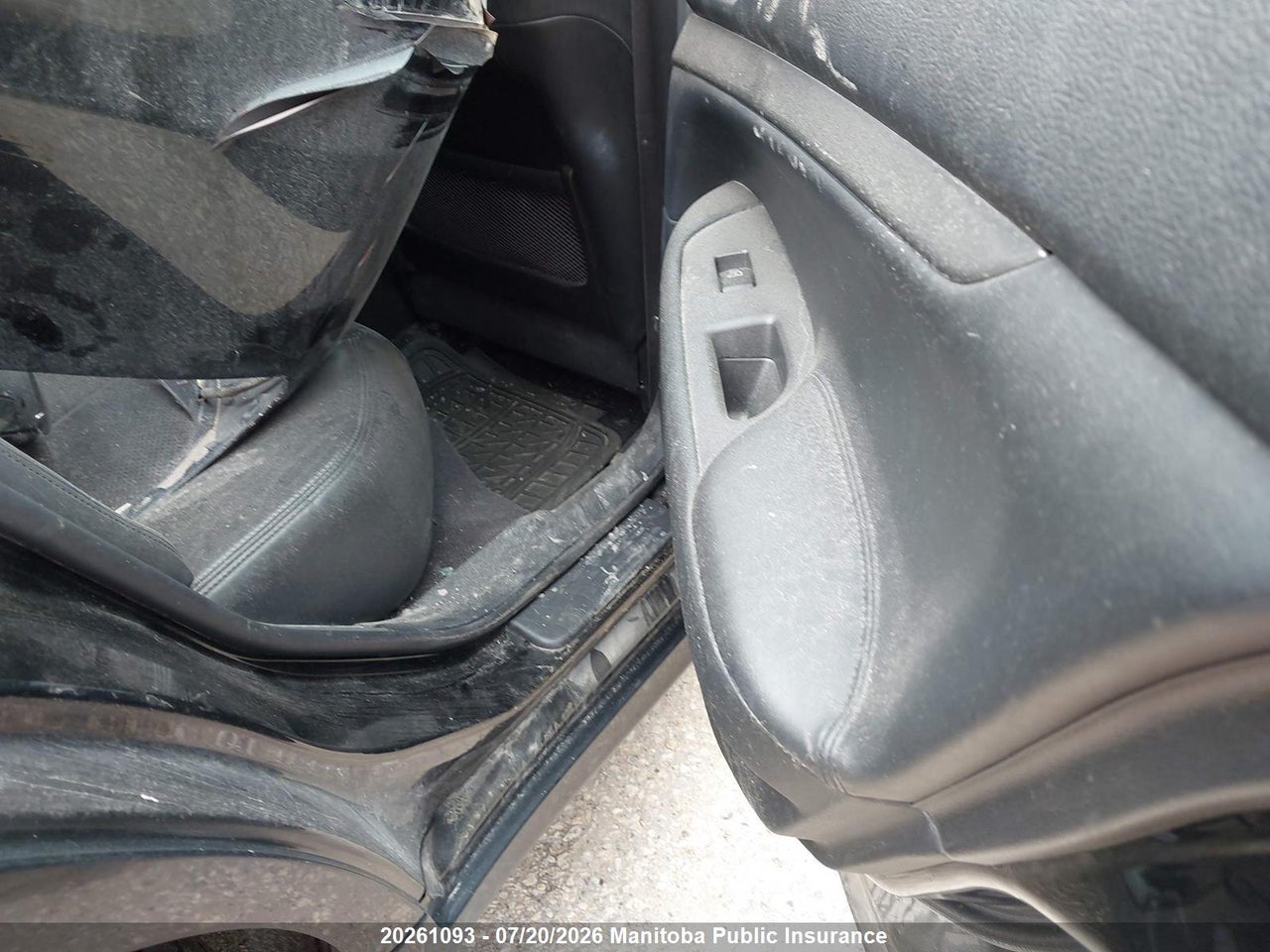 2010 INFINITI G37X thumbnail 9