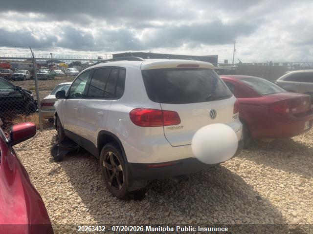 2014 VOLKSWAGEN TIGUAN 2.0 TSI thumbnail 4
