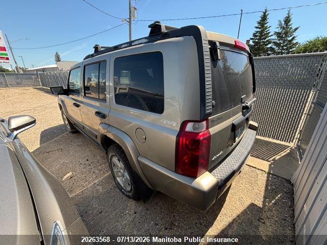 2006 JEEP COMMANDER thumbnail 4