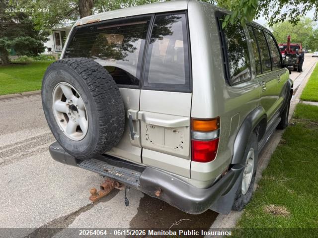 JACDJ58VXV7700021 · 1997 ISUZU TROOPER S · 2/12