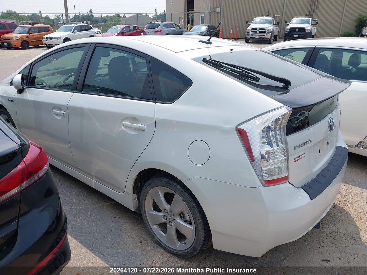 2010 TOYOTA PRIUS thumbnail 4