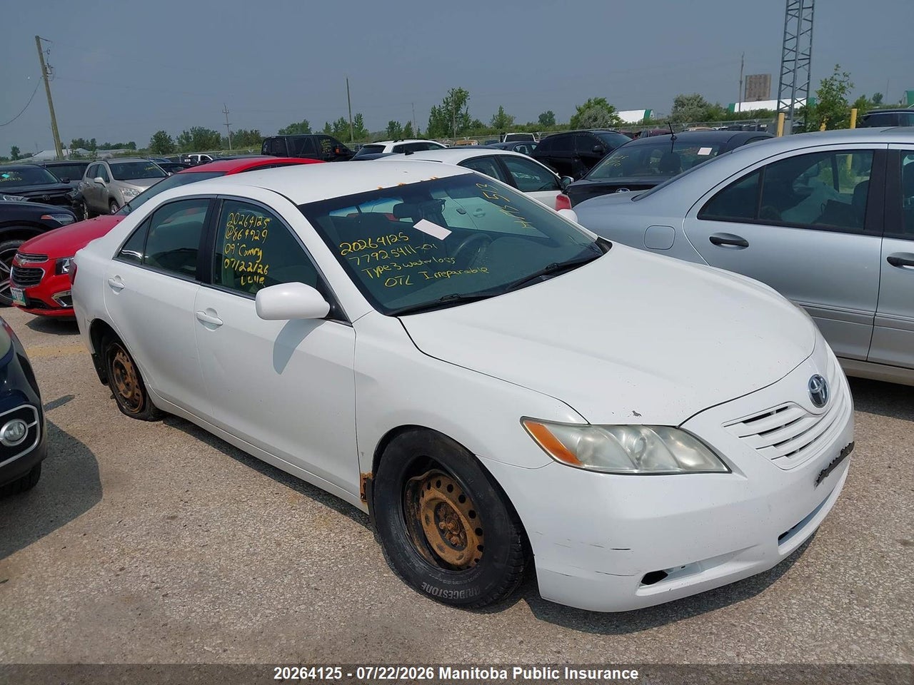 2009 TOYOTA CAMRY LE thumbnail 2
