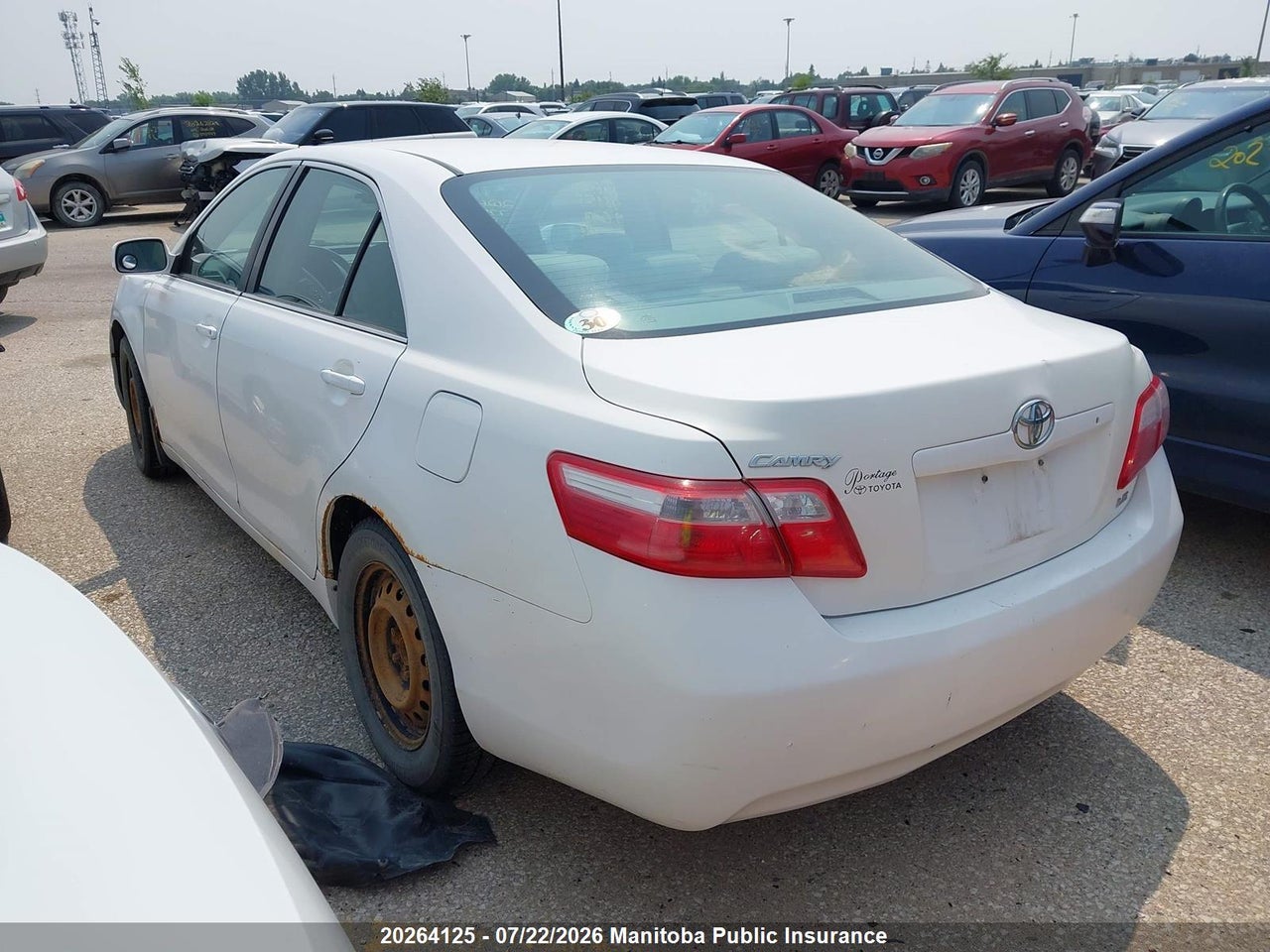 2009 TOYOTA CAMRY LE thumbnail 4