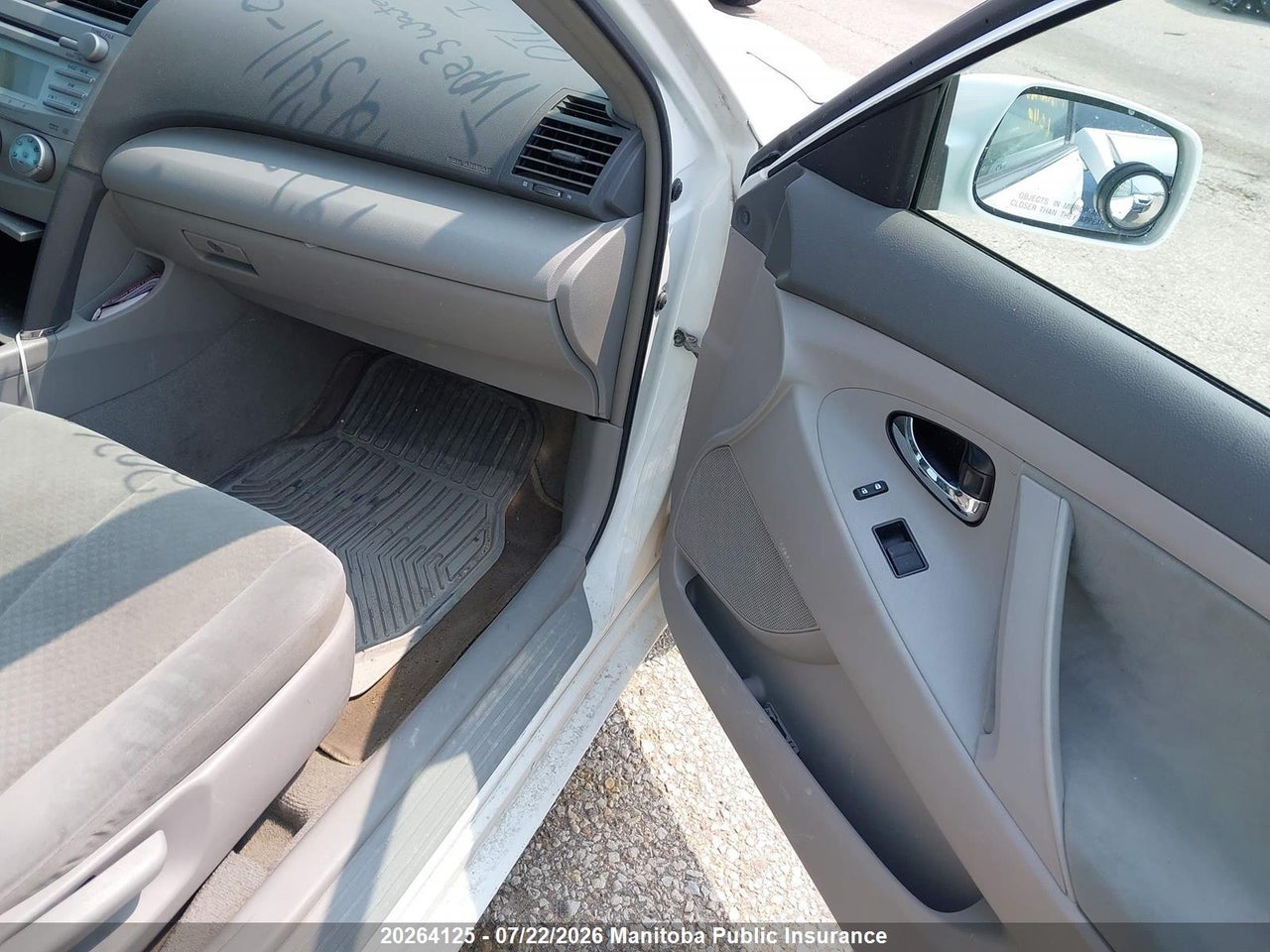 2009 TOYOTA CAMRY LE thumbnail 6