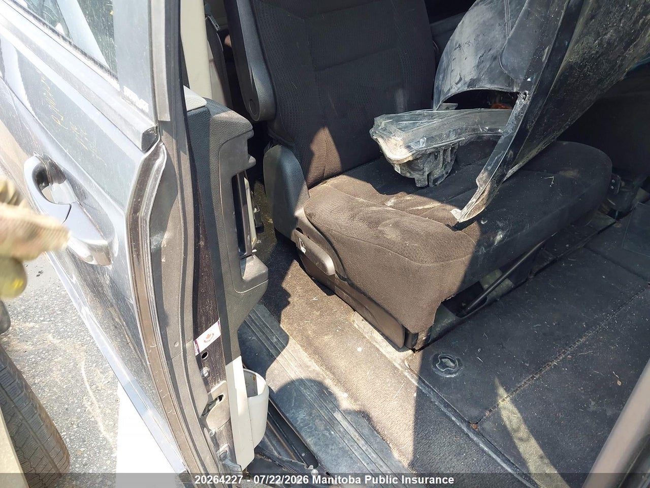 2012 DODGE GRAND CARAVAN CREW thumbnail 8