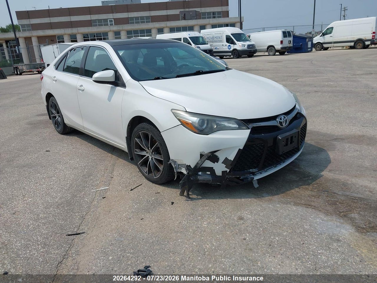 2015 TOYOTA CAMRY XSE thumbnail 2