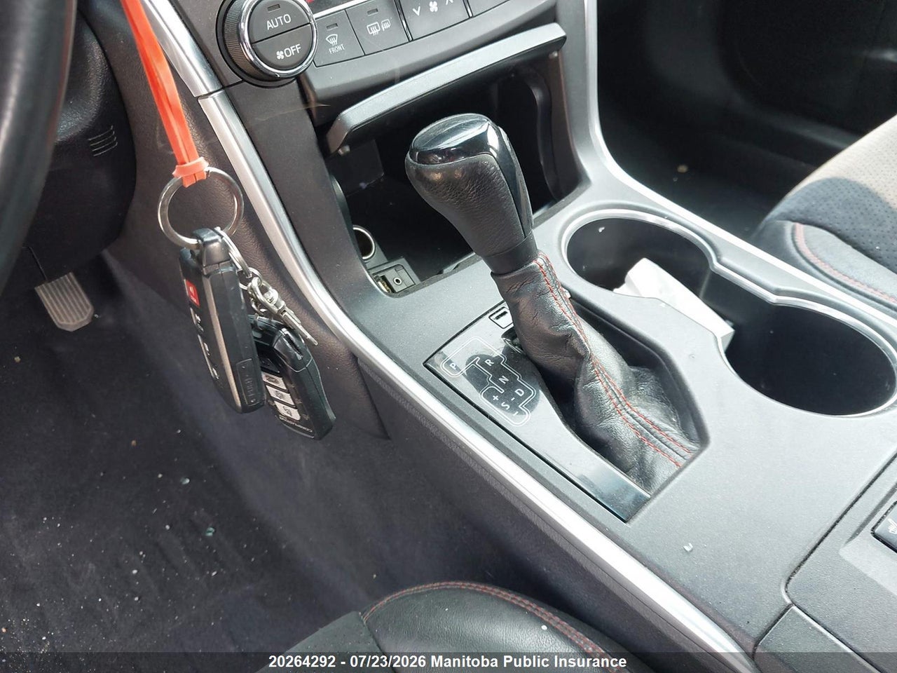 2015 TOYOTA CAMRY XSE thumbnail 11