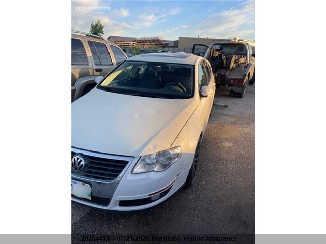 2008 VOLKSWAGEN PASSAT 2.0T thumbnail 3