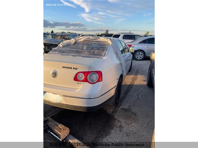 2008 VOLKSWAGEN PASSAT 2.0T thumbnail 5