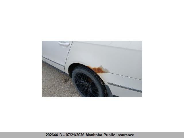 2008 VOLKSWAGEN PASSAT 2.0T thumbnail 9