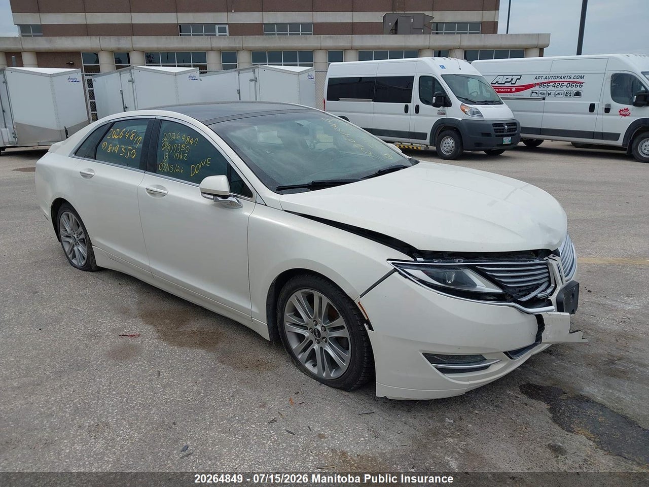 2013 LINCOLN MKZ thumbnail 2