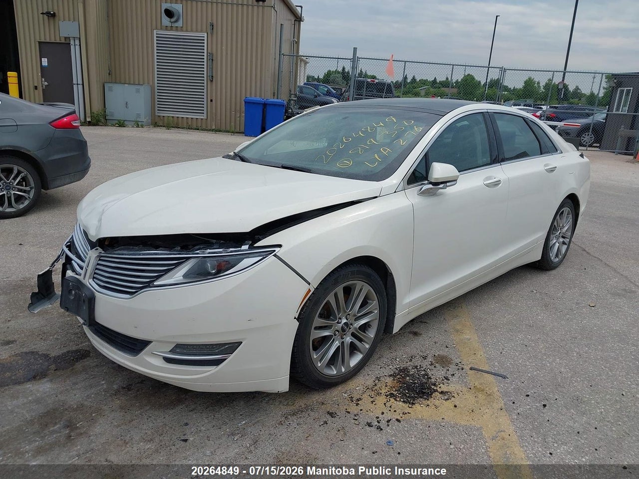 2013 LINCOLN MKZ thumbnail 3