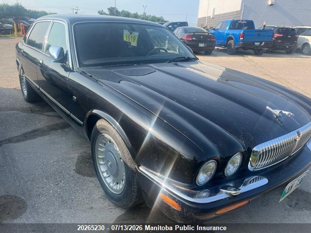 2000 JAGUAR XJ8 VANDEN PLAS thumbnail 2